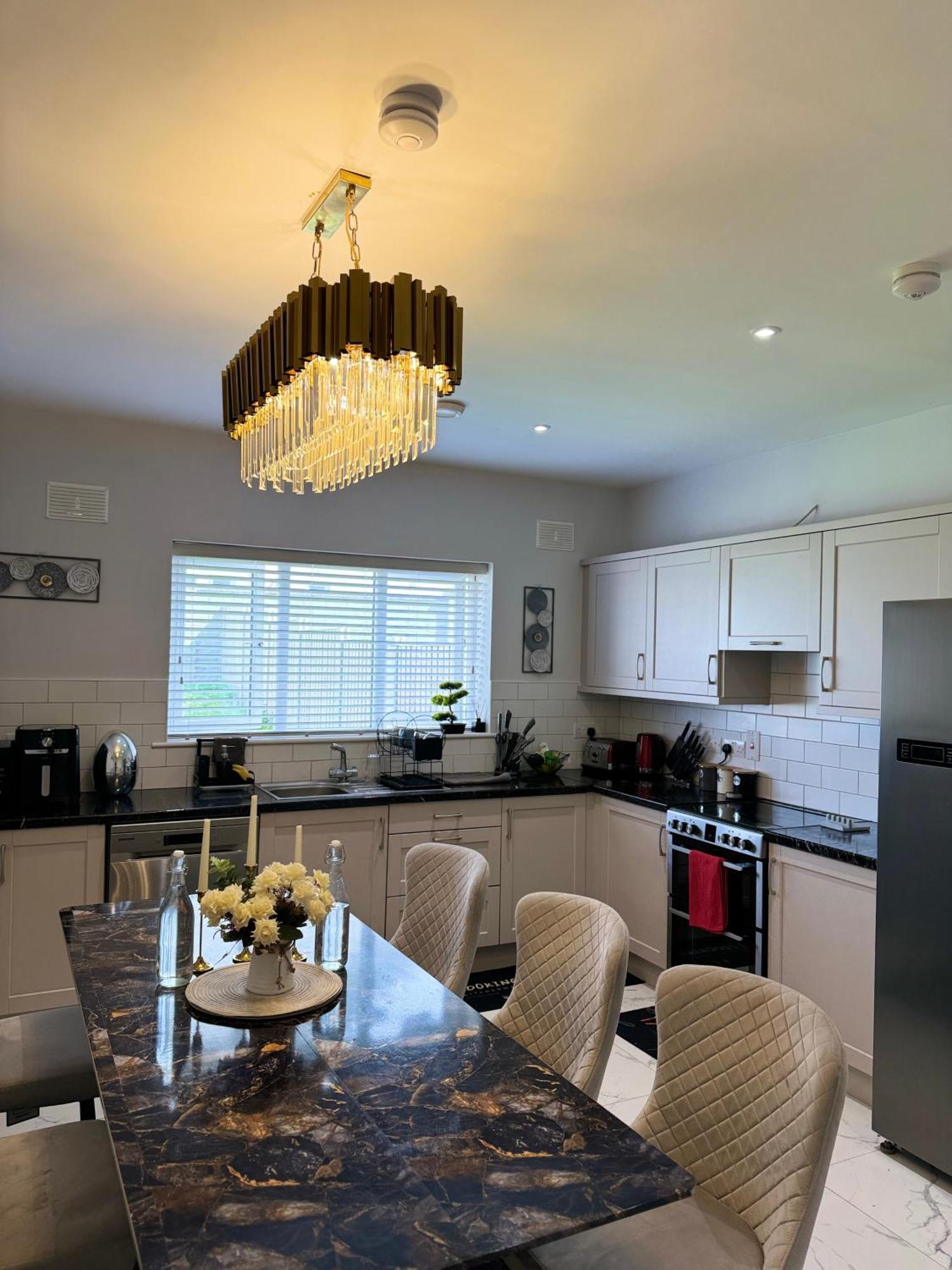 Modern Double & Single Room With Cozy Vibes Athy Luaran gambar
