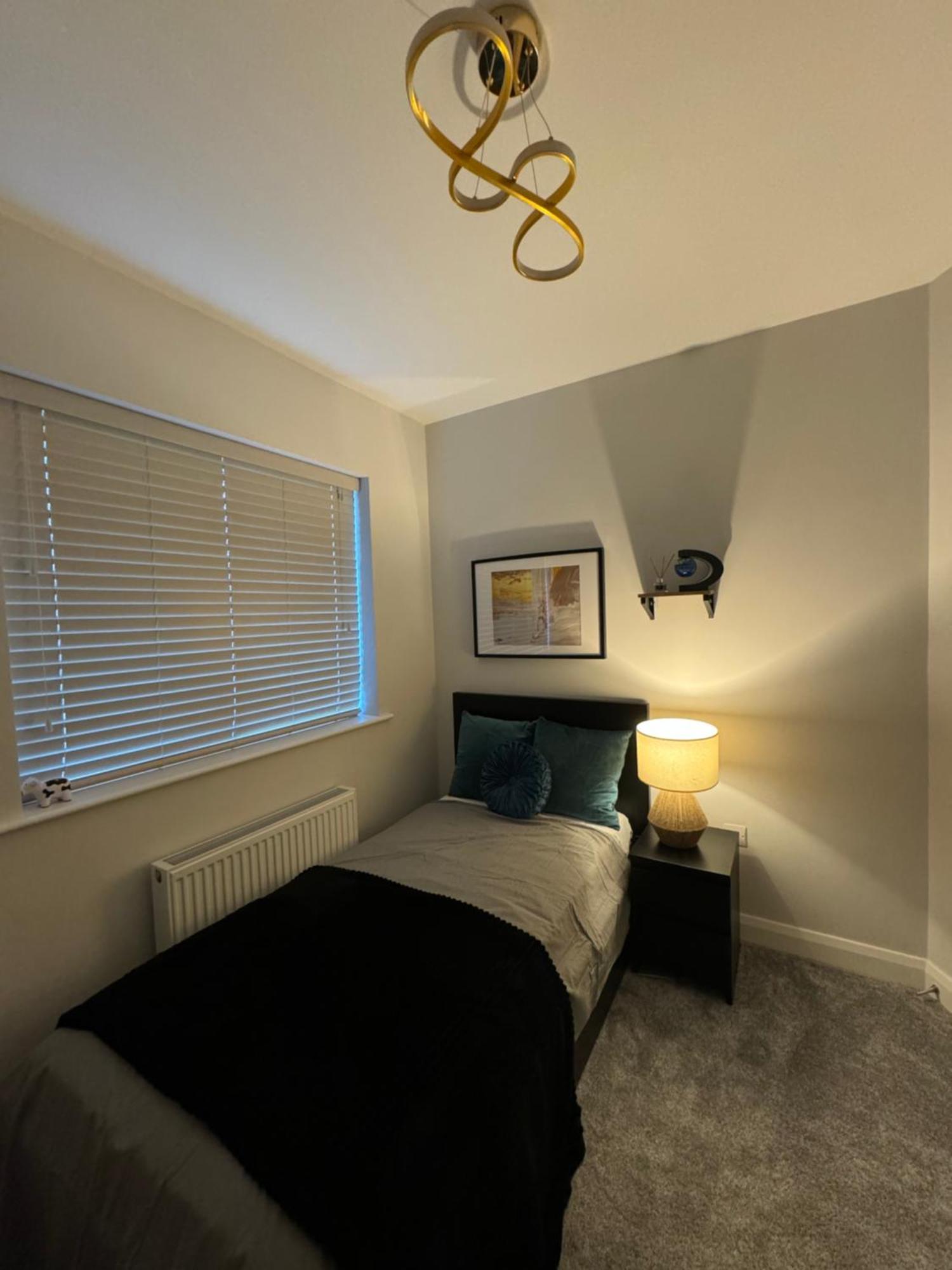 Modern Double & Single Room With Cozy Vibes Athy Luaran gambar