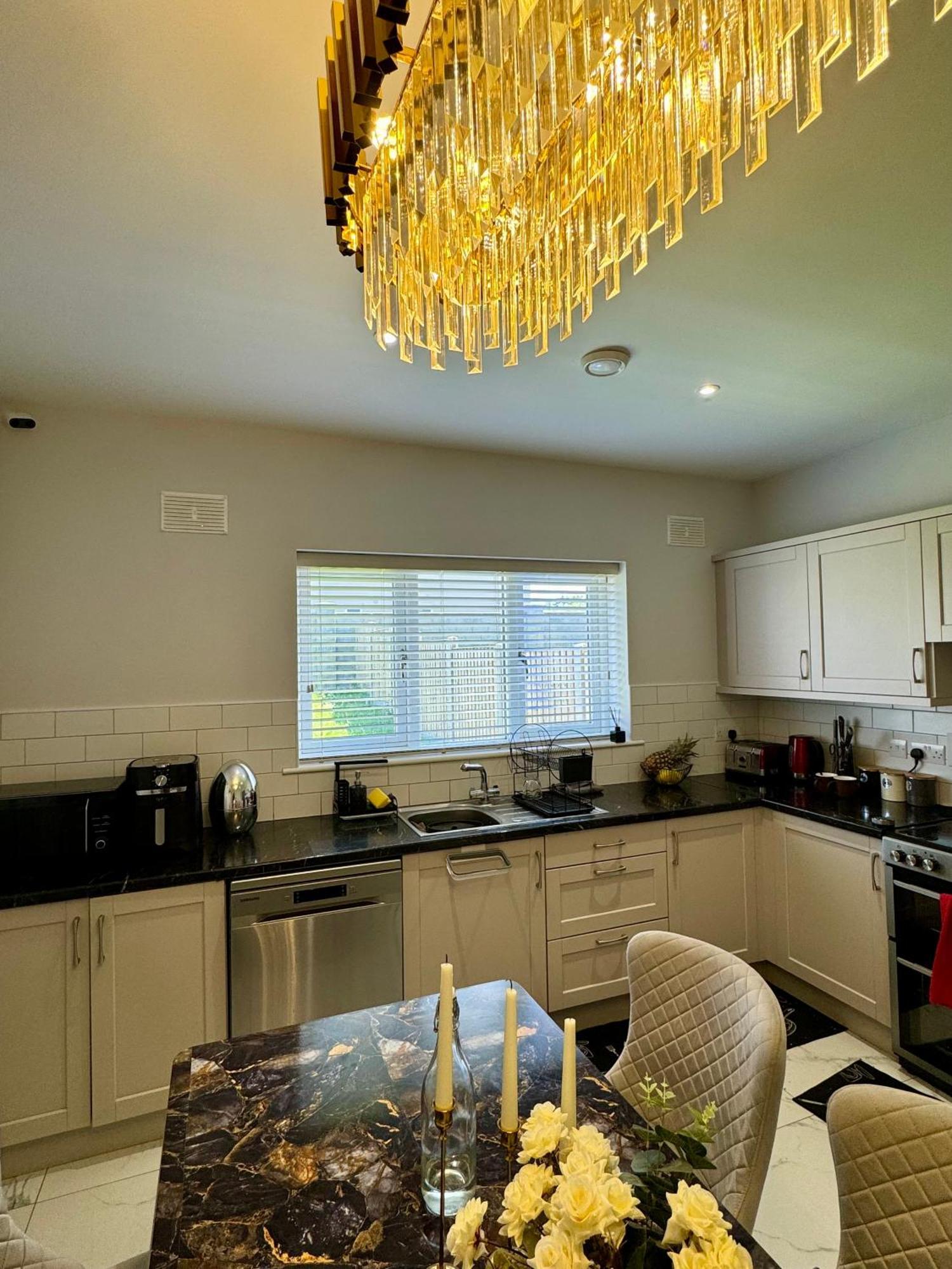 Modern Double & Single Room With Cozy Vibes Athy Luaran gambar